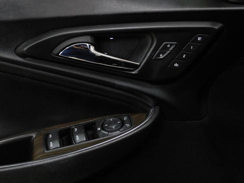 Used 2016 Chevrolet Malibu Premier w/ Driver Confidence Package II image 26