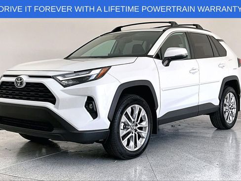 Used 2025 Toyota RAV4 XLE Premium image 14