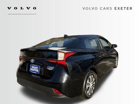 Used 2022 Toyota Prius LE image 4