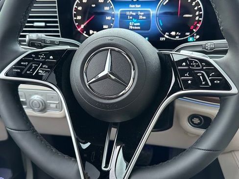 New 2026 Mercedes-Benz GLE 350 4MATIC image 13