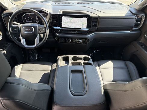 Used 2025 GMC Sierra 1500 SLT RWD image 19