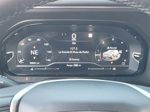 Used 2022 GMC Yukon XL Denali image 16