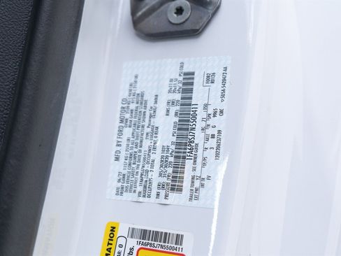 Used 2022 Ford Mustang Shelby GT500 w/ Carbon Fiber Track Pack image 20