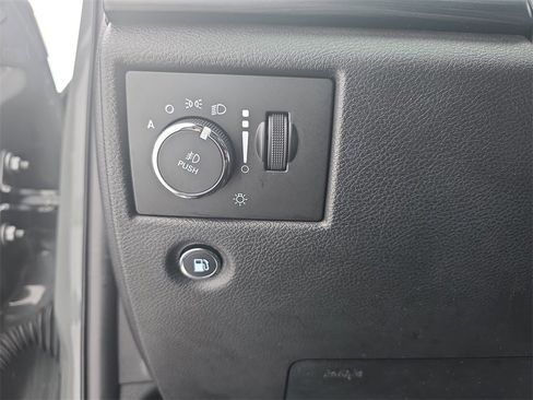 Used 2020 Jeep Grand Cherokee Altitude image 26