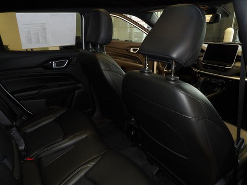 Used 2022 Jeep Compass High Altitude image 17