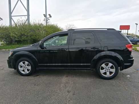 Used 2018 Dodge Journey SE FWD image 5