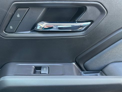 New 2025 GMC Canyon Elevation w/ Convenience Package image 18