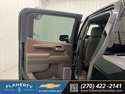 Used 2022 GMC Sierra 1500 Denali w/ Technology Package AWD/4WD image 10