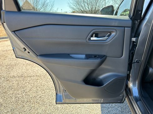 New 2026 Nissan Rogue SV image 22