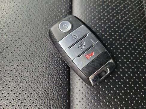 Used 2019 Kia Sorento EX w/ EX Touring Package image 32