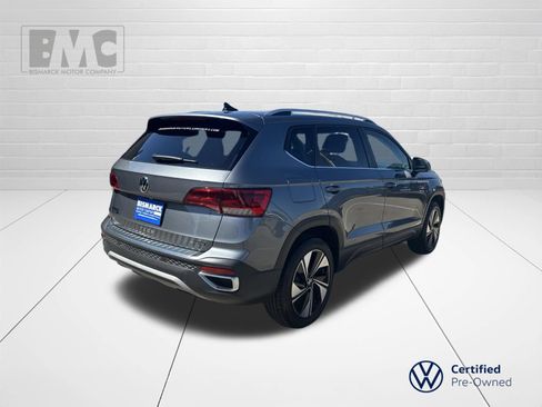Certified 2023 Volkswagen Taos SE AWD/4WD image 3