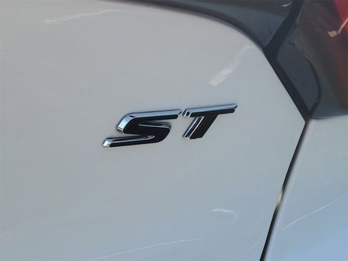 Used 2024 Buick Encore GX Sport Touring image 28