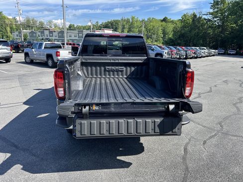 Used 2026 GMC Sierra 2500 SLE w/ SLE Value Package; AWD/4WD image 48