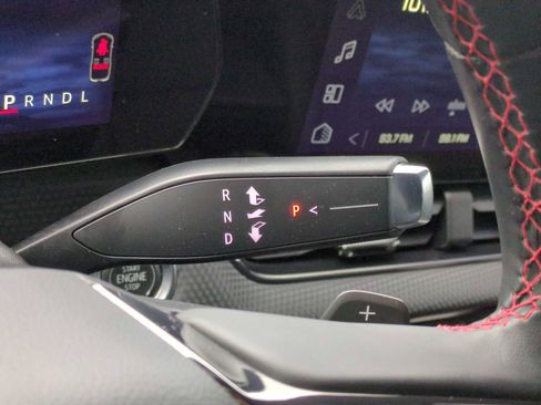 Used 2025 Chevrolet Equinox RS w/ Safety and Technology Package image 27