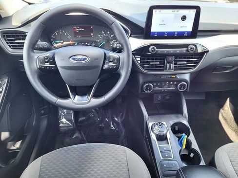 Certified 2022 Ford Escape SE w/ Convenience Package FWD image 9