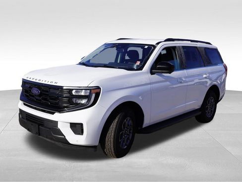 Certified 2025 Ford Expedition Active image 13