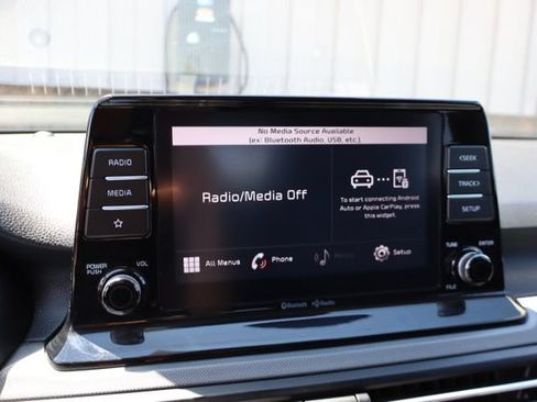 Used 2023 Kia Seltos LX AWD/4WD image 16
