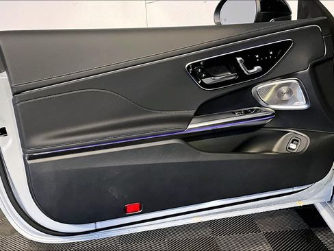 New 2026 Mercedes-Benz CLE 300 4MATIC Coupe image 11