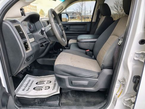 Used 2012 RAM 3500 ST w/ Chrome Appearance Group image 10