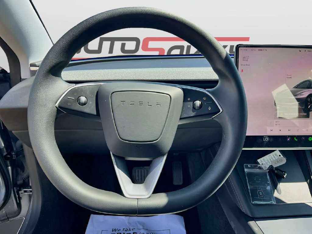 Used 2025 Tesla Model 3 Long Range RWD image 11