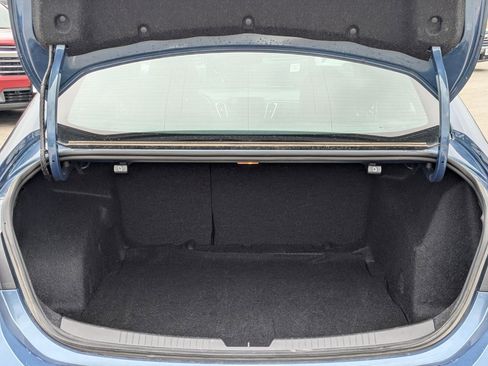 Used 2025 Chevrolet Malibu LT image 23