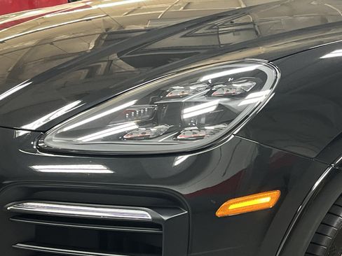 Used 2023 Porsche Cayenne GTS image 6