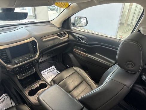 Used 2023 GMC Acadia Denali w/ Denali Ultimate Package AWD/4WD image 42