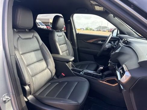 Used 2023 Chevrolet TrailBlazer ACTIV image 17