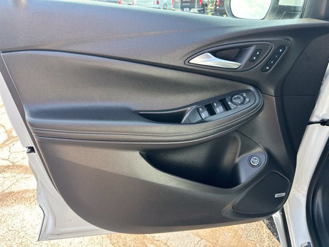 Used 2024 Buick Encore GX Avenir w/ Avenir Convenience Package AWD/4WD image 8