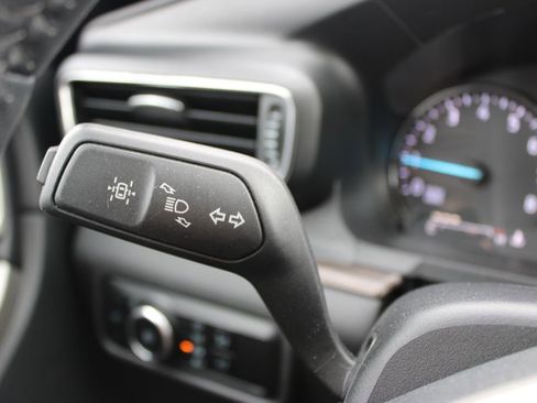Used 2023 Ford Explorer Limited AWD/4WD image 44
