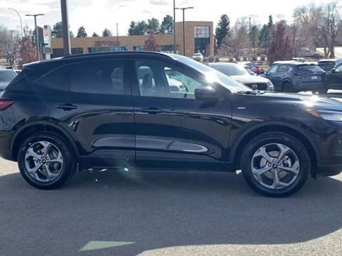 Used 2025 Ford Escape ST-Line Select image 9