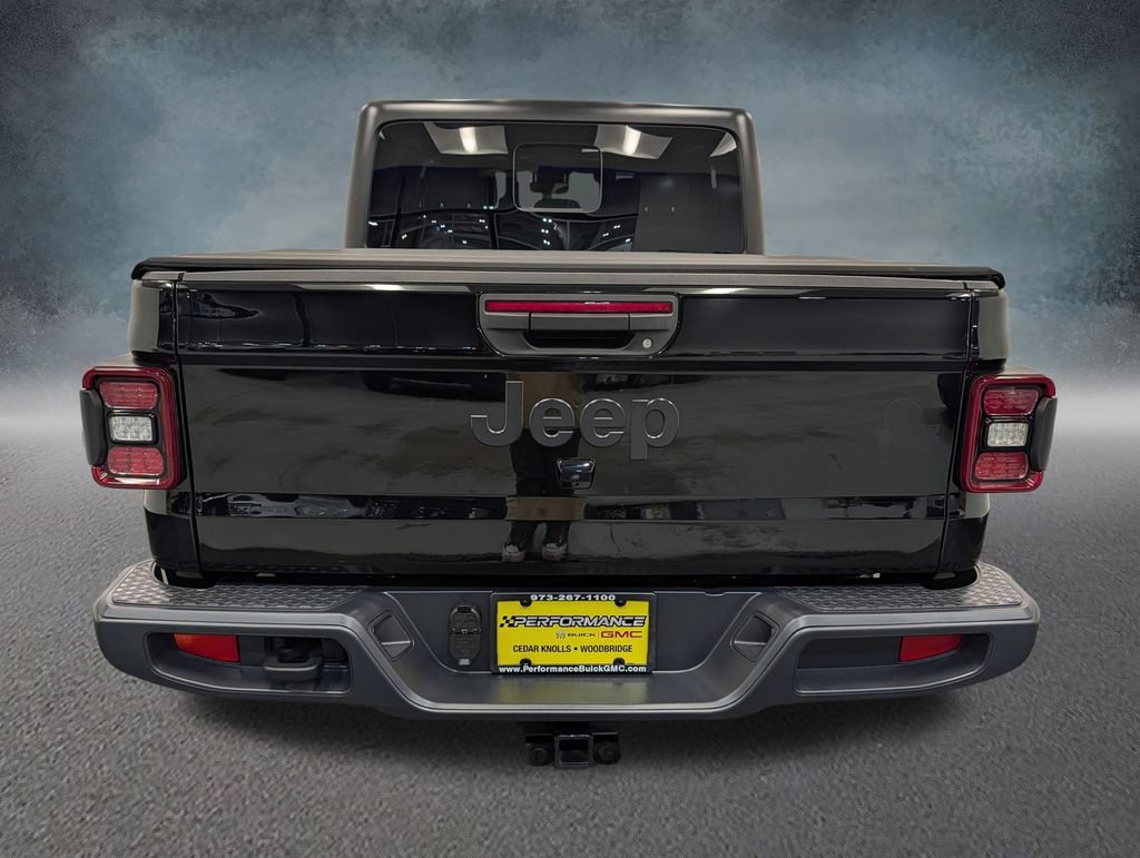 Used 2025 Jeep Gladiator Sport AWD/4WD image 5