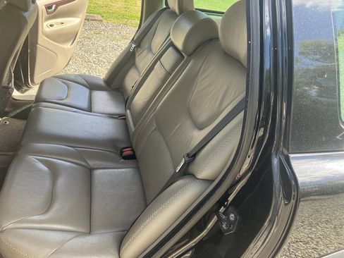 Used 2007 Volvo XC70 AWD/4WD image 27