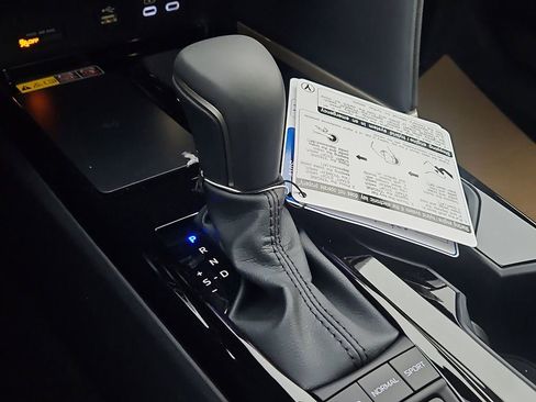 New 2026 Toyota Camry Hybrid image 19