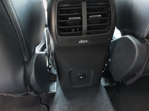 Used 2025 Ford Escape ST-Line Select AWD/4WD image 18