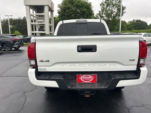 Used 2023 Toyota Tacoma SR5 w/ Technology Package AWD/4WD image 8