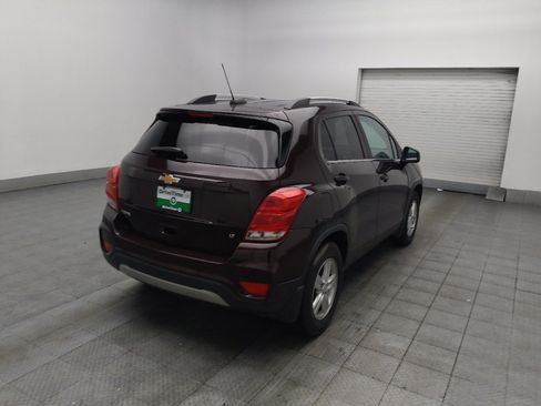 Used 2020 Chevrolet Trax LT w/ LT Convenience Package FWD image 9