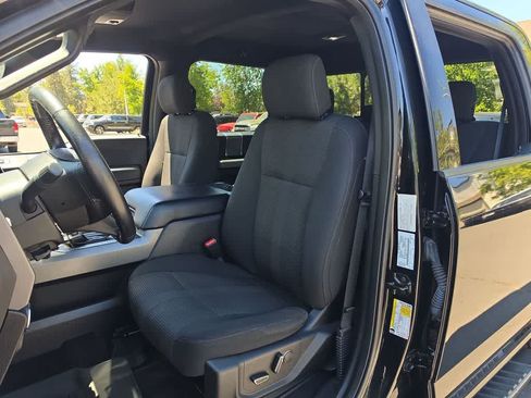 Used 2017 Ford F150 XLT w/ Equipment Group 302A Luxury AWD/4WD image 11