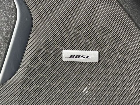 Used 2024 GMC Yukon SLT image 19