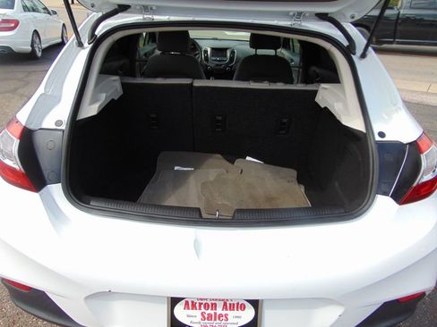 Used 2017 Chevrolet Cruze LT image 32