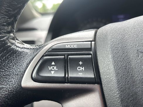 Used 2016 Honda Odyssey Touring Elite image 11