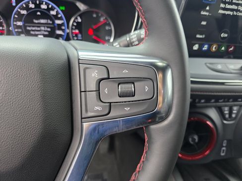 Used 2025 Chevrolet Blazer RS w/ Driver Confidence II Package FWD image 18