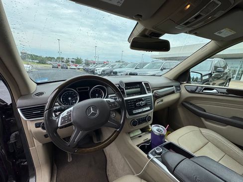Used 2015 Mercedes-Benz ML 350 4MATIC image 11