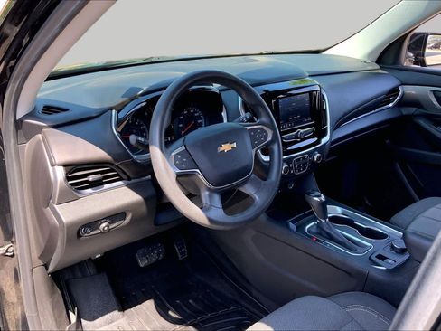 Used 2020 Chevrolet Traverse LS FWD image 18