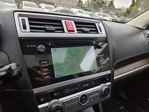 Used 2016 Subaru Outback 2.5i Limited image 4