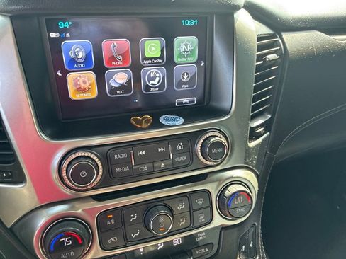 Used 2019 Chevrolet Suburban LT w/ Texas Edition Package RWD image 10