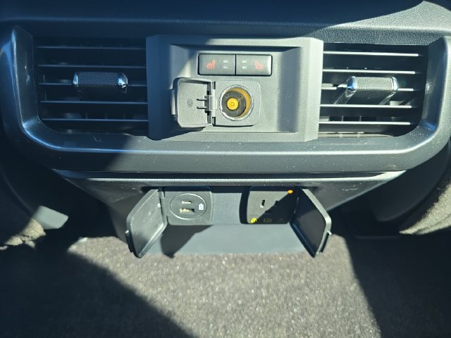 Used 2022 Ford F150 Lariat w/ Equipment Group 502A High AWD/4WD image 17