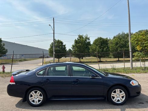 Used 2012 Chevrolet Impala LT FWD image 2