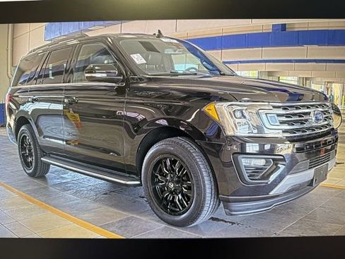 Used 2019 Ford Expedition XLT w/ Equipment Group 202A image 1
