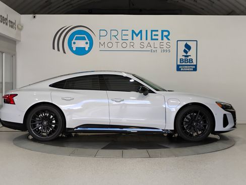 Used 2022 Audi e-tron GT Prestige w/ Prestige Package image 60